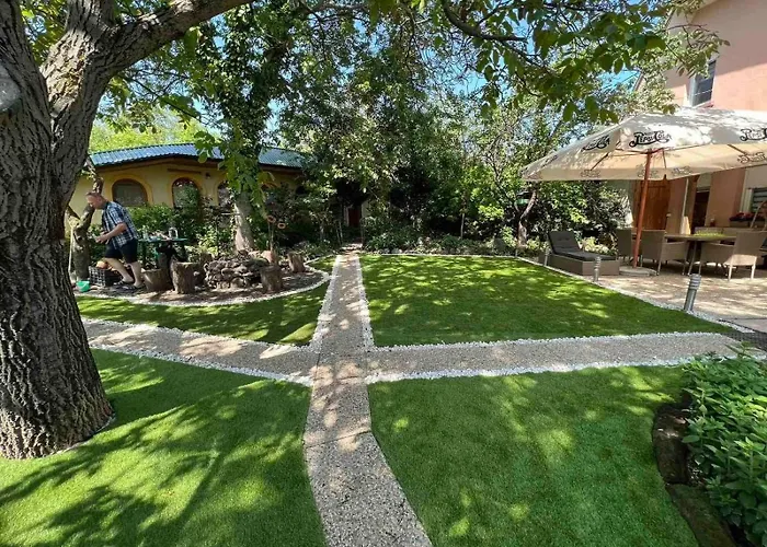 Gergely * Pálosvörösmart